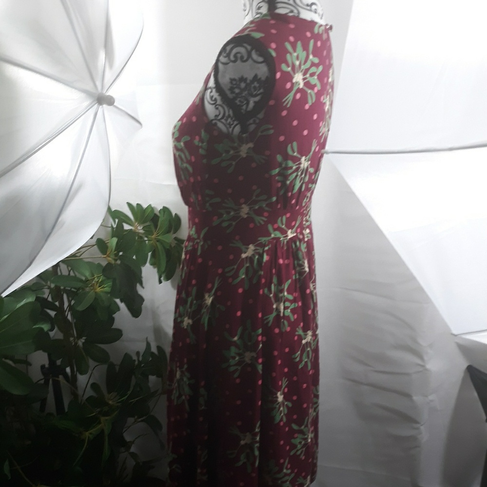 Dress - Picture 3 of 4